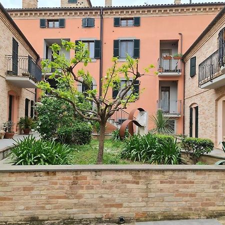 Scrigno Del Borgo-Intero Alloggio Montelupone Exterior foto